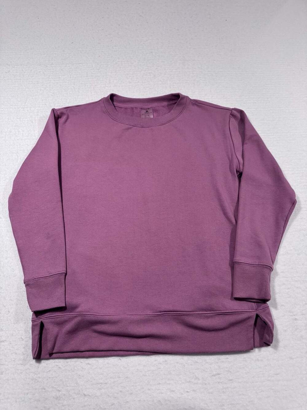 Danskin Women’s Split Hem Long Sleeve Crewneck Sweatshirt Purple XS